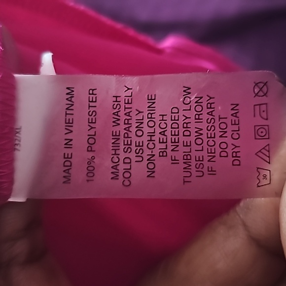 FLUTTER SLEEVE BLOUSE - Picture 9 of 9